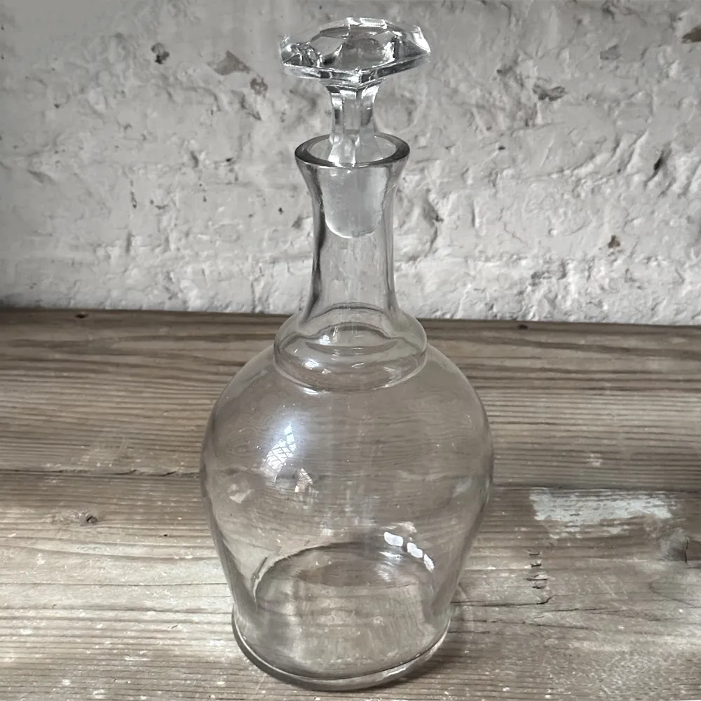 19th Century French Wine Decanter Stopper (02)