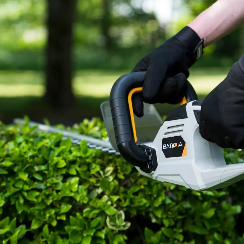 Cordless Hedge Trimmer 18V 560mm