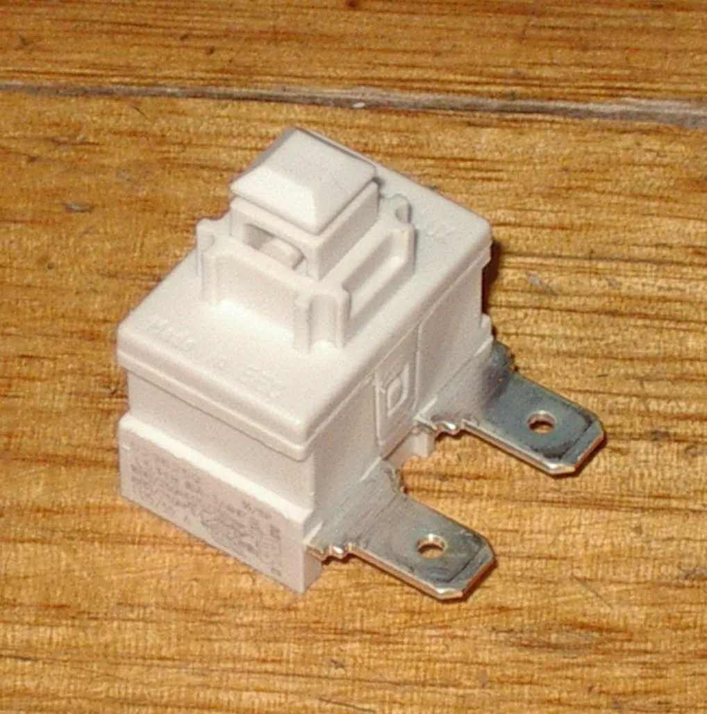 Electrolux Z1175, Vax VX72, VX75 Mains On-Off Switch - Part # 1050326030