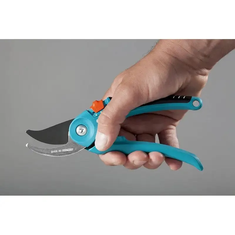 Gardena 22mm One-Handed Stainless Steel Bypass Secateurs