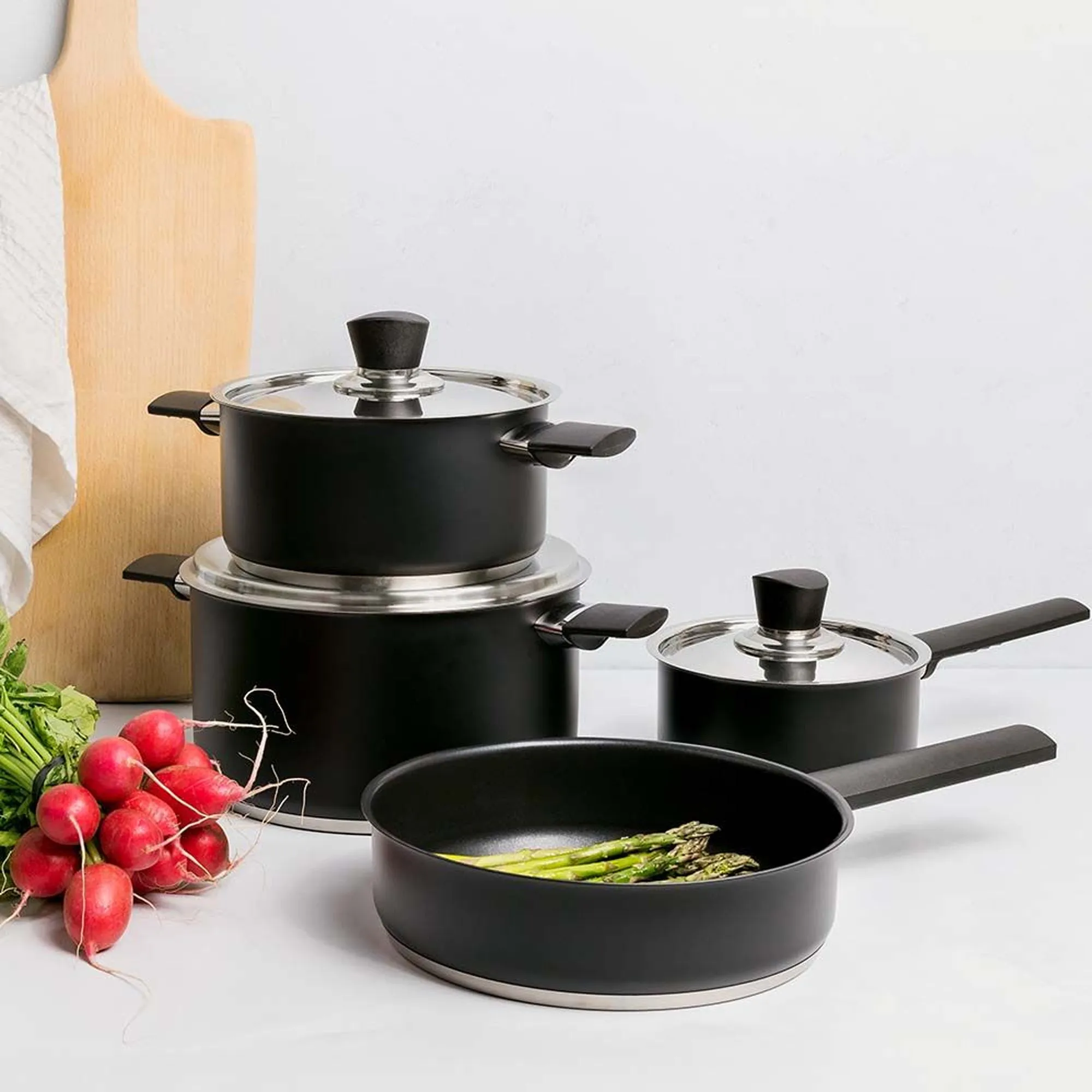 Legend Ebony Chef 7 Piece Cookware Set Black