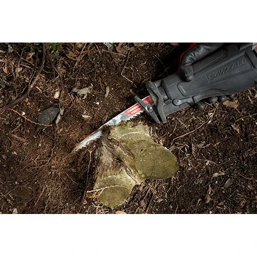 Milwaukee 48-00-5332 9" 3 TPI The AX™ with Carbide Teeth for Pruning & Clean Wood SAWZALL® Blade 3PK