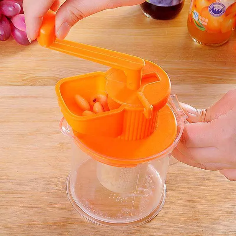 Mini Manual Soybean Juice Maker