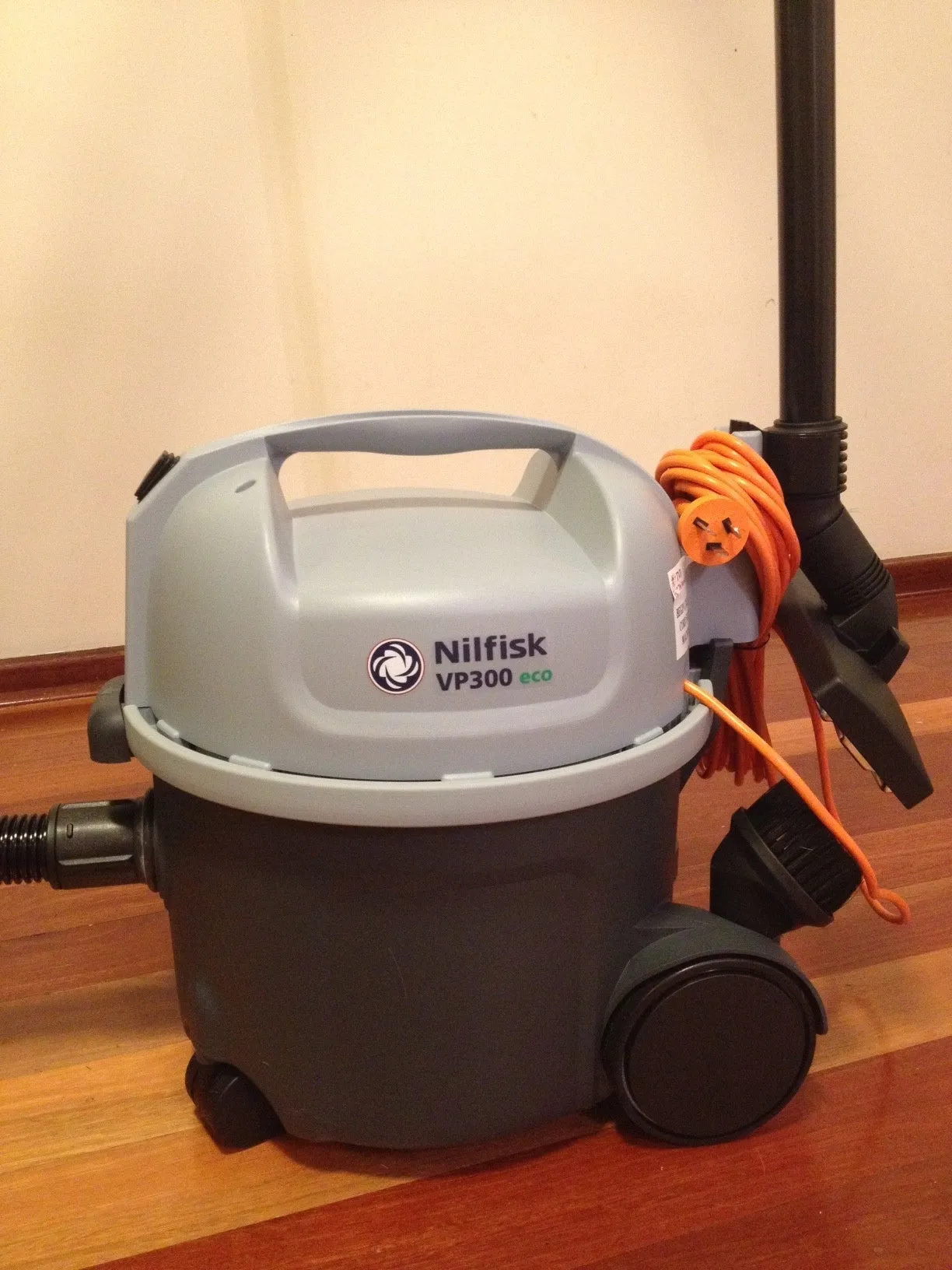 Nilfisk VP300 ECO Commercial Vacuum Cleaner 900 Watts