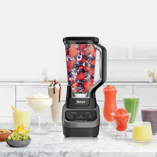 Ninja Professional Blender 72 oz - Get delicious preparations, nutritious juices, and consistent sauces . It features 1000 watts total grind technology, 3 adjustable speeds, and an extra large pitcher of 72 oz or 2.1 liters capacity - 427387