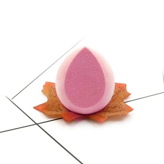 O.TWO.O SOFT & SMOOTH MICROFIBER BEAUTY BLENDER (PINK)