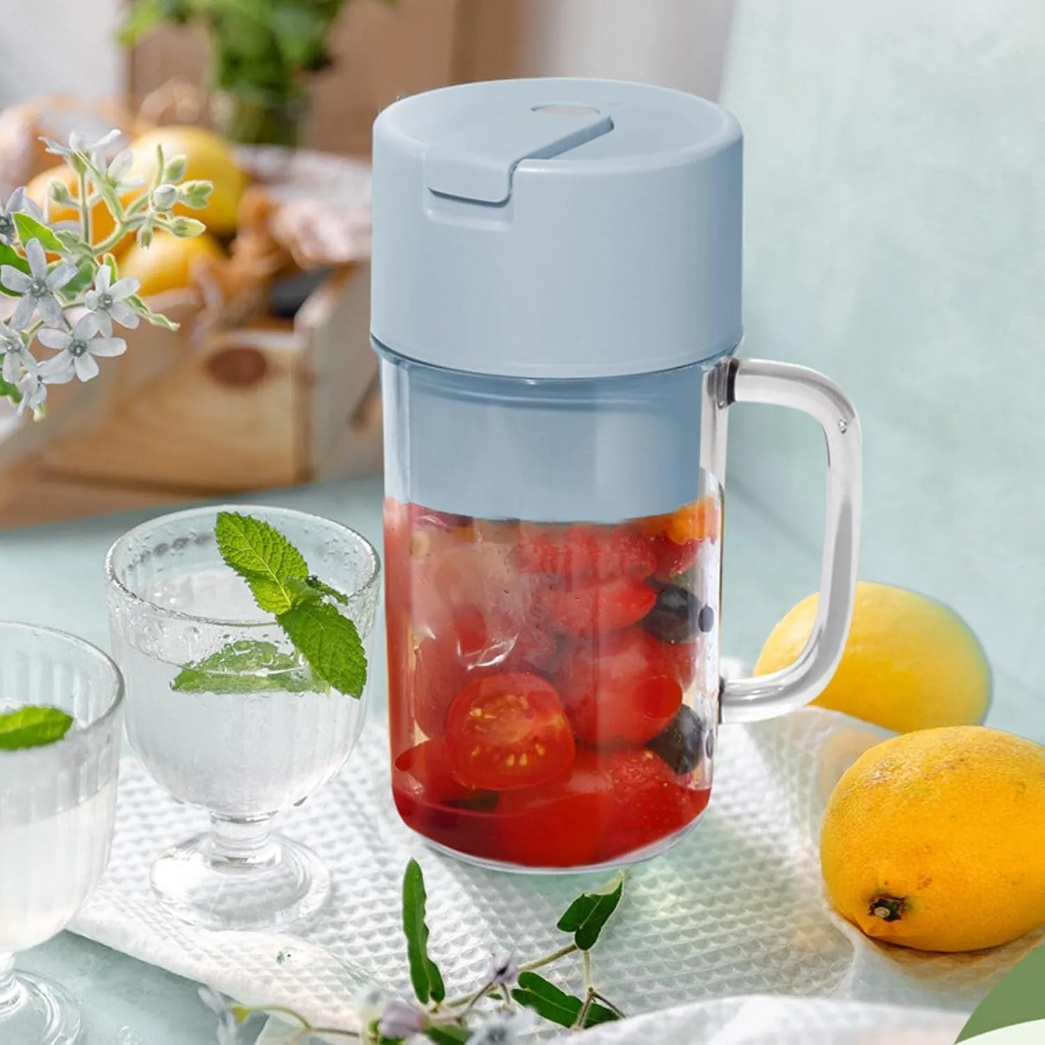 Portable Electric Juicer With Handle & Straw, USB Rechargeable 6 Stainless Steel Blades (500 ML)