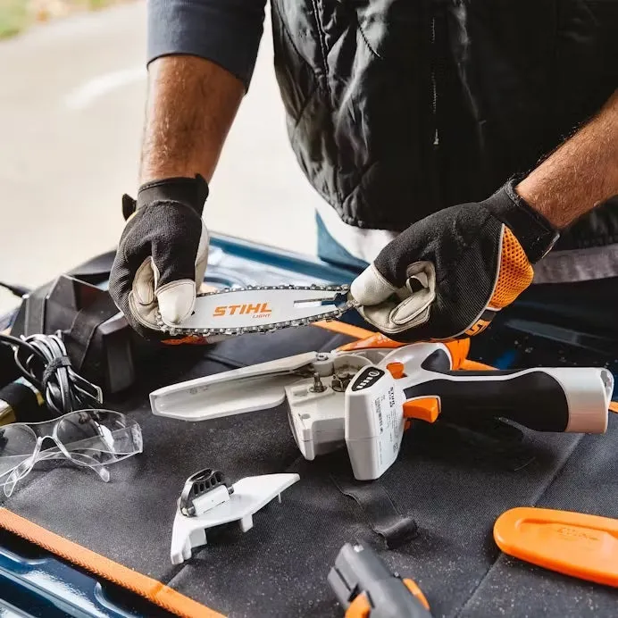 STIHL GTA 26 Battery-Powered Garden Pruner Kit